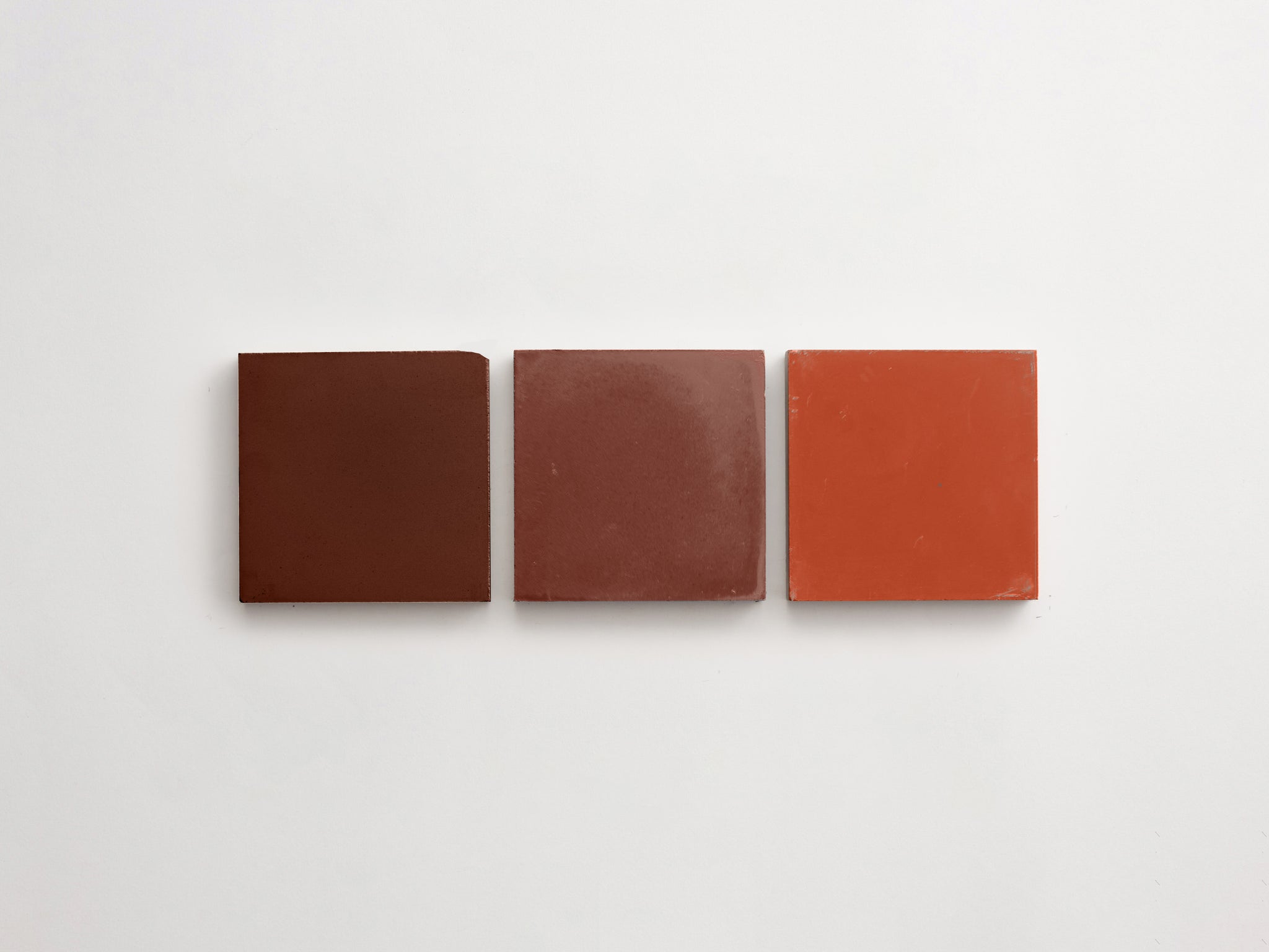 C30311-cle-tile-cement-mythology-salon-4x4-trio-sidebyside-flame-prune-chestnut-3000x2250.jpg