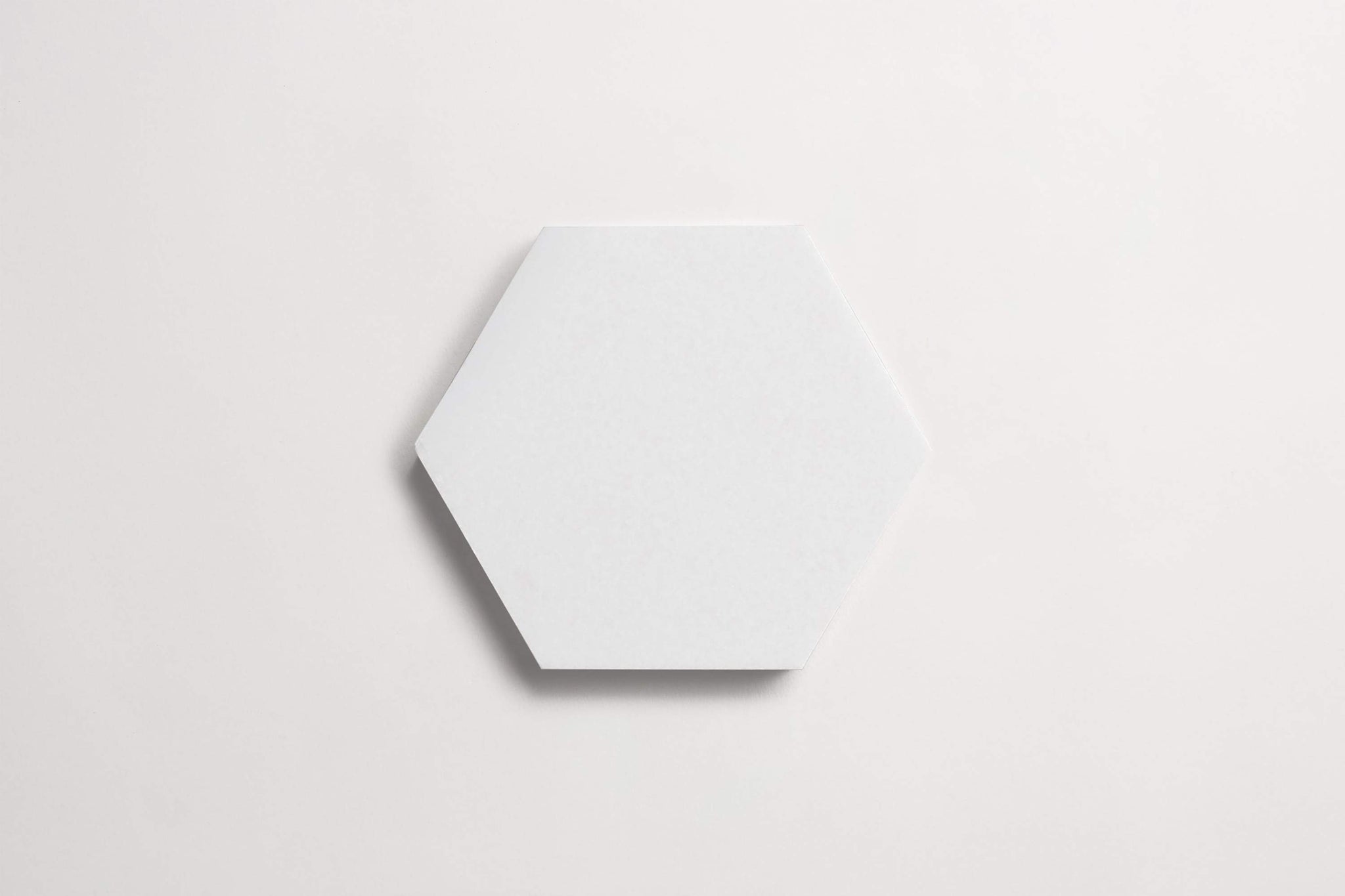 c_l_cle-tile-stone-thassos-hex-5-side-single_copy_1__1.jpg