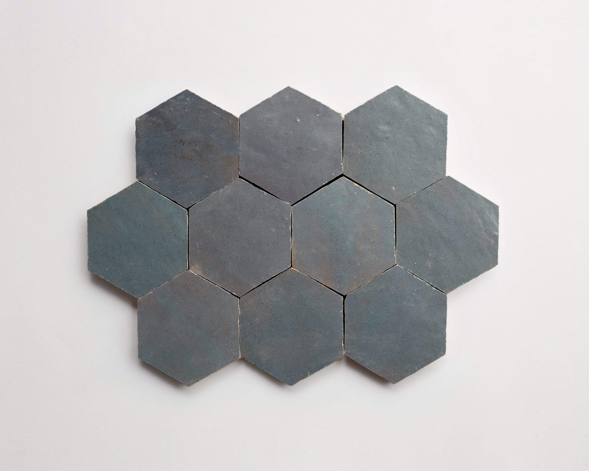 z12001_-_cle_tile_zellige_temperedsteel_hex_10up_overhead_main_3000x2400_3.jpg