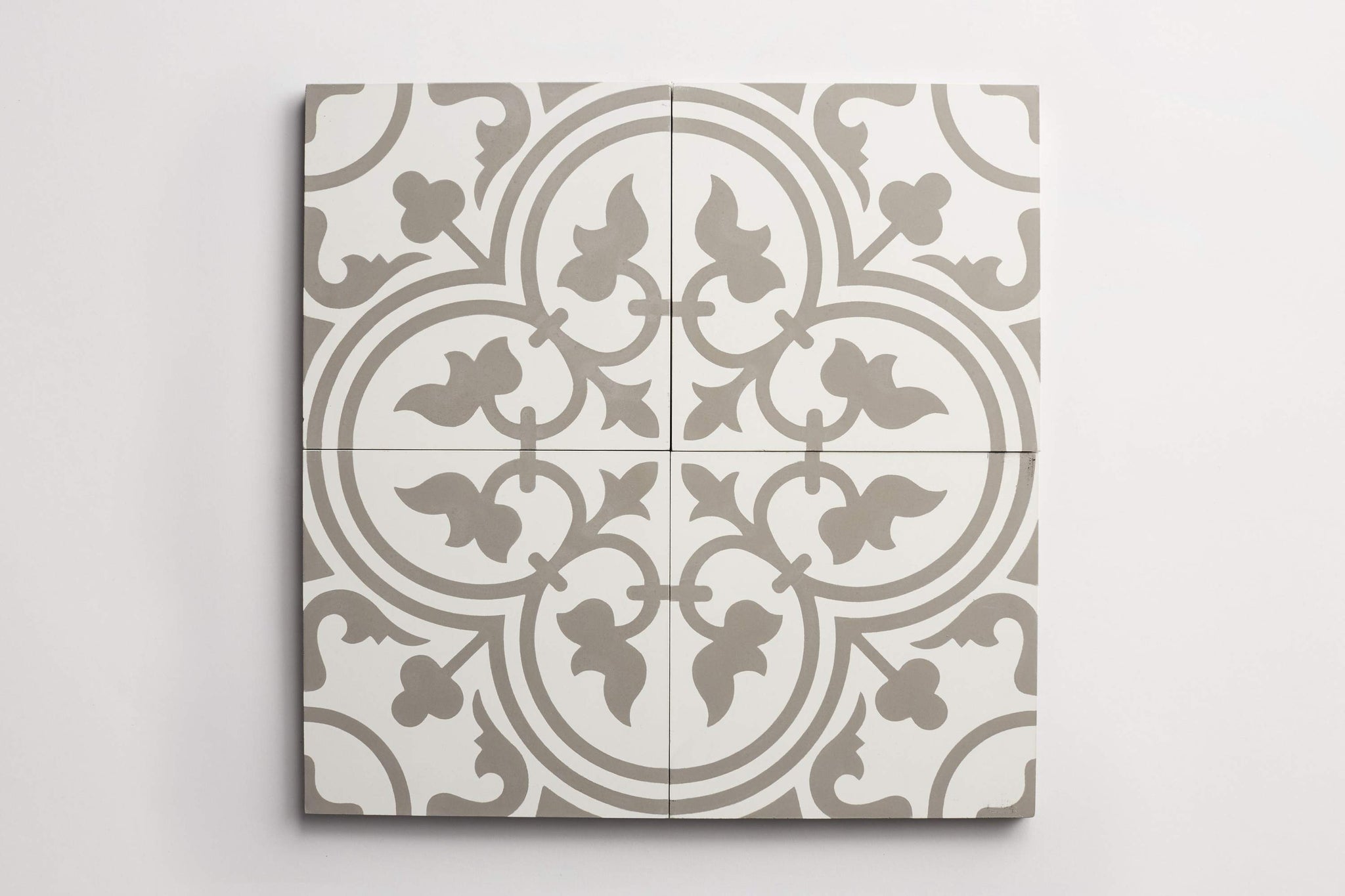 cement | four leaf clover | white + metal ~ 8"x8"x0.625"