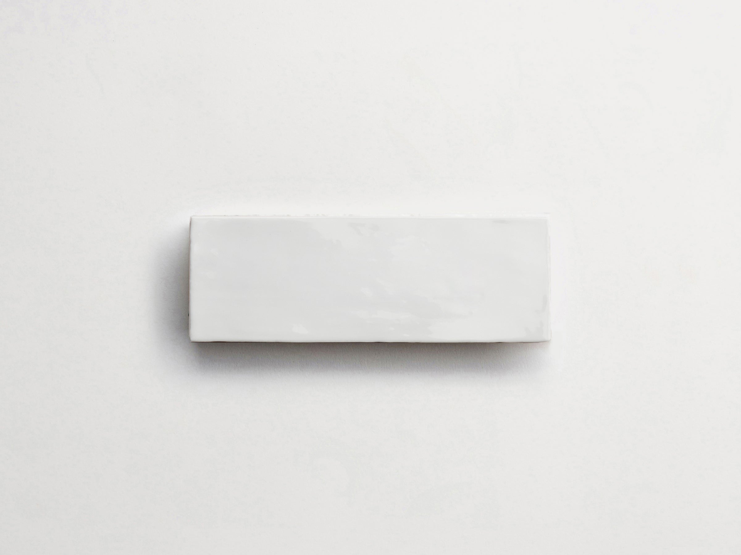 villa-classica-white-gloss-2x6-single-new-1024-main copy.jpg