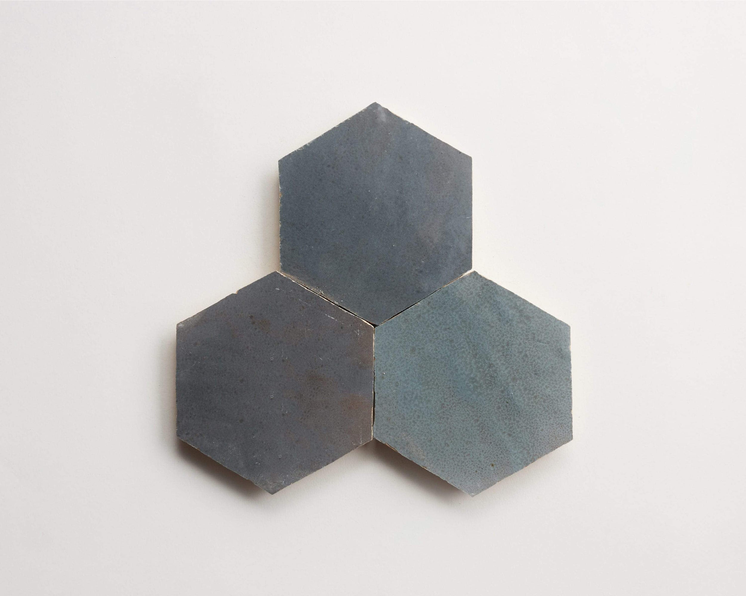 z_1_z12001_-_cle_tile_zellige_temperedsteel_hex_3up_overhead_3000x2400_2.jpg