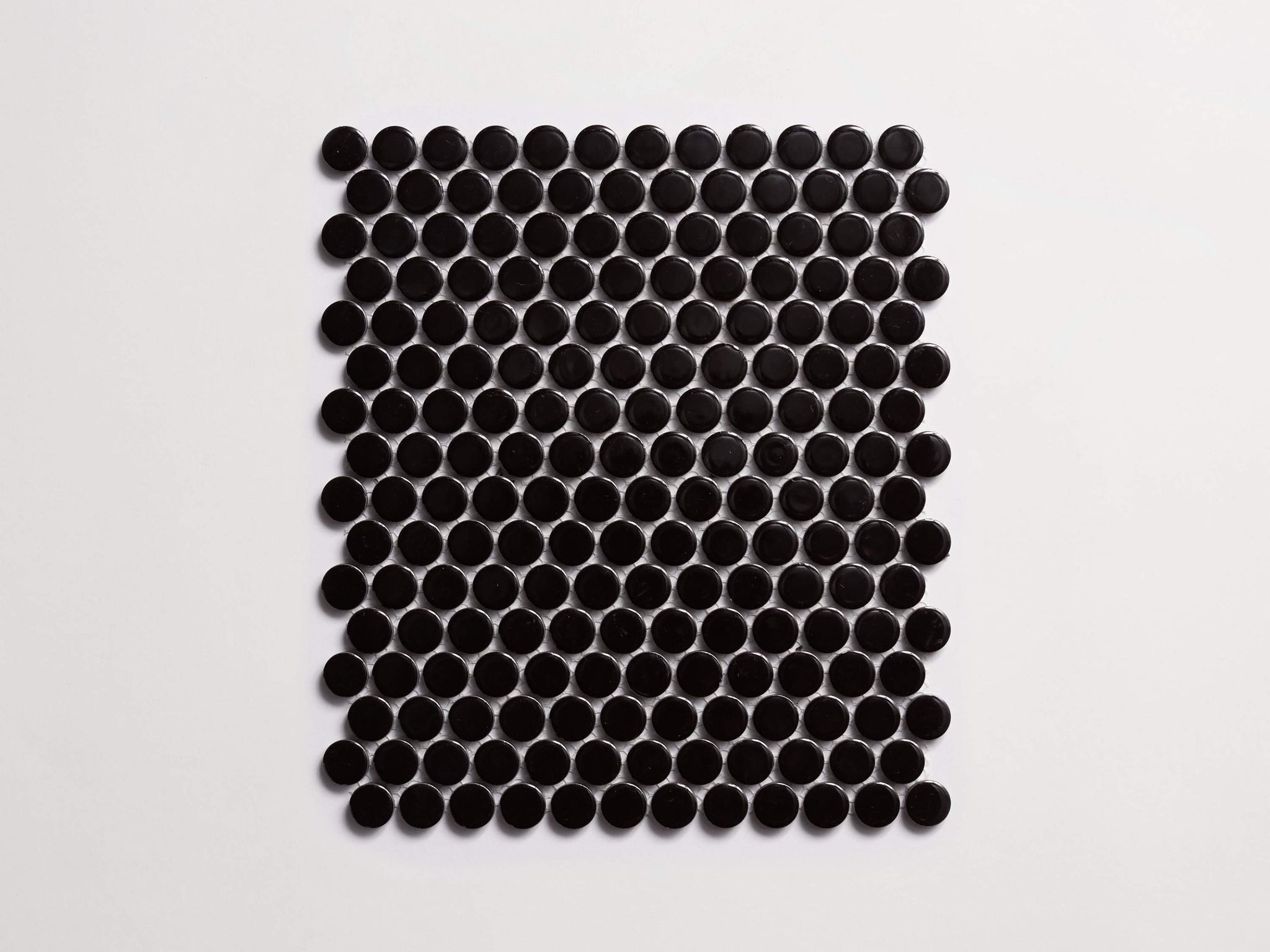 porcelain | black gloss | penny rounds mosaic sheet ~ 0.75"x0.75"x0.125"