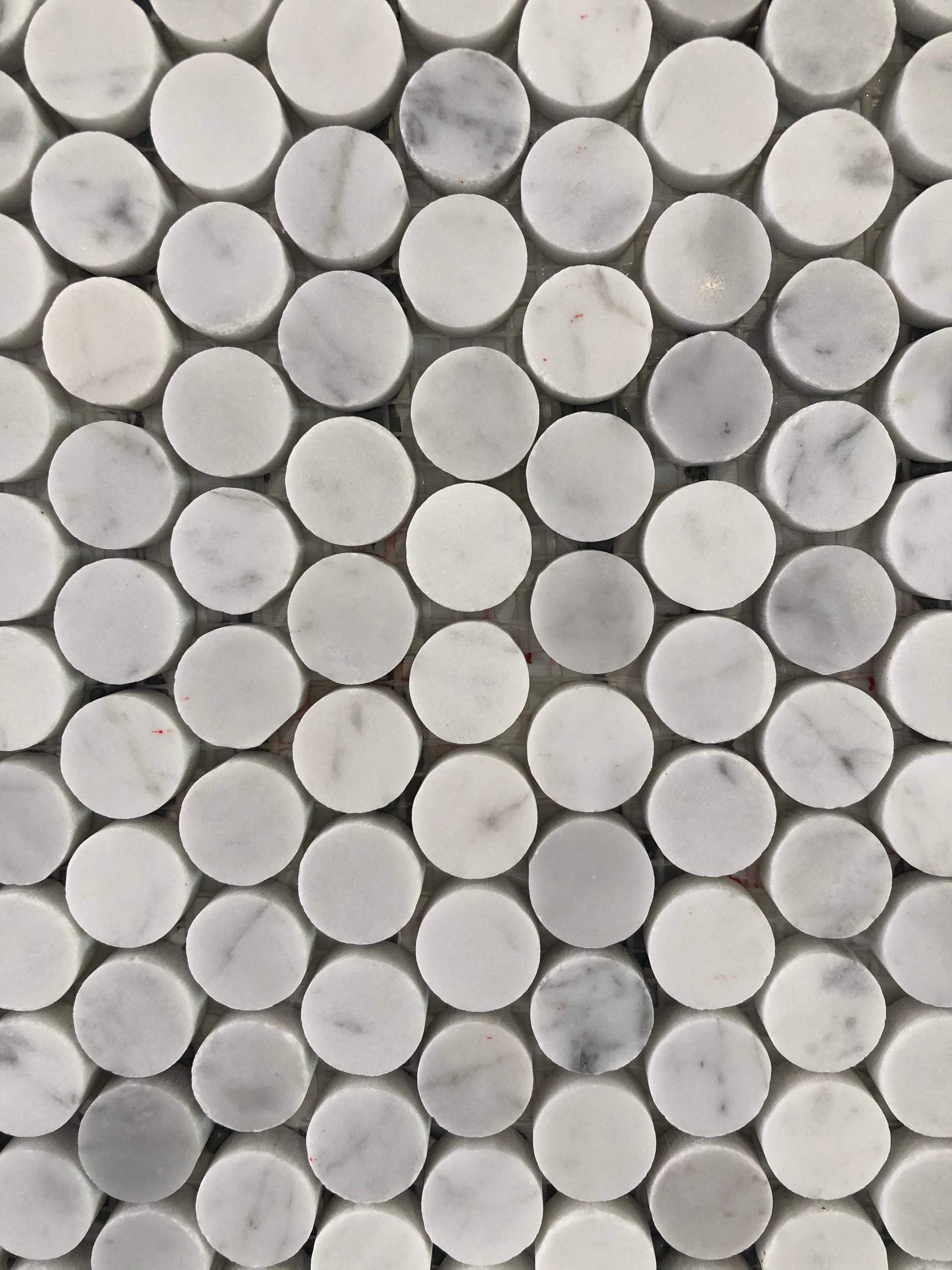 clé carrara | penny rounds mosaic sheet ~ 0.75"x0.75"x0.375"